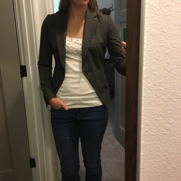 BCBG blazer jacket suit pinstripe size xs - Picture 3 of 3